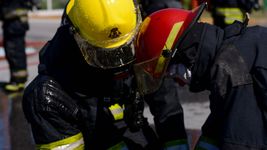un bombero se intoxico con pastillas para fumigar y termino internado un bombero se intoxico con pastillas para fumigar y termino internado