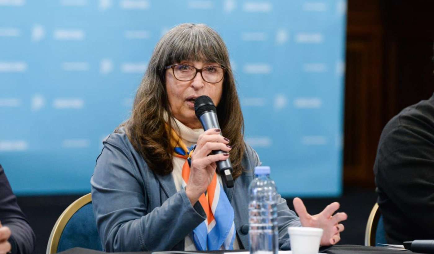 Ana Castagneto (1).png