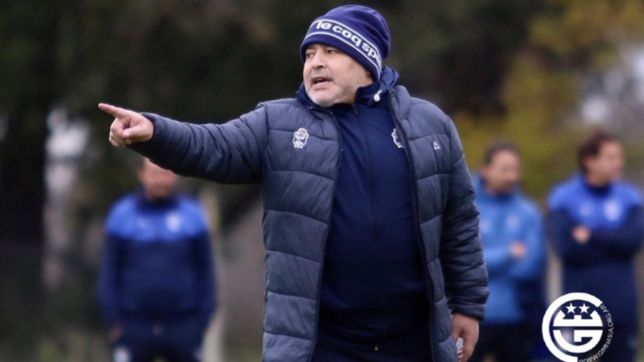 maradona sin filtro y entre lagrimas, tras su primer entrenamiento en gimnasia