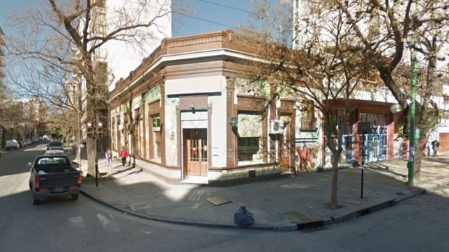 golpe a una tradicional farmacia platense: se llevaron mas de medio millon de pesos