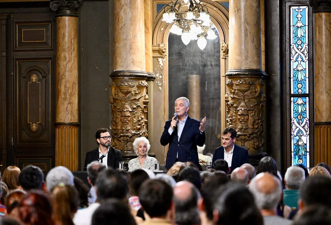 Estela de Carlotto Julio Alak Leonardo Fossati Guillermo Cara (2).jpeg