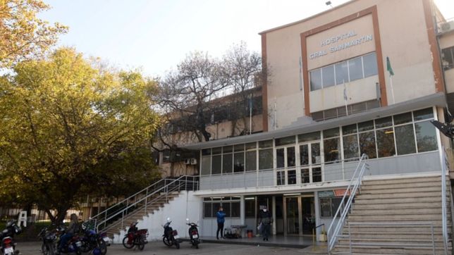 un policia de la plata resulto baleado durante un robo y termino en el hospital