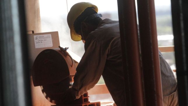 la uocra acordo un aumento salarial del 62% en ocho cuotas