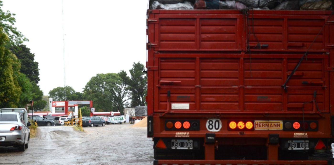 Bloqueo de camioneros en IMACOVA