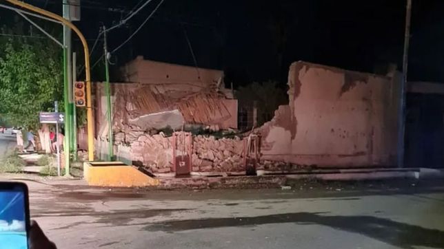 un sismo de 6.4 grados en la escala de richter sacudio san juan y se sintio en la plata