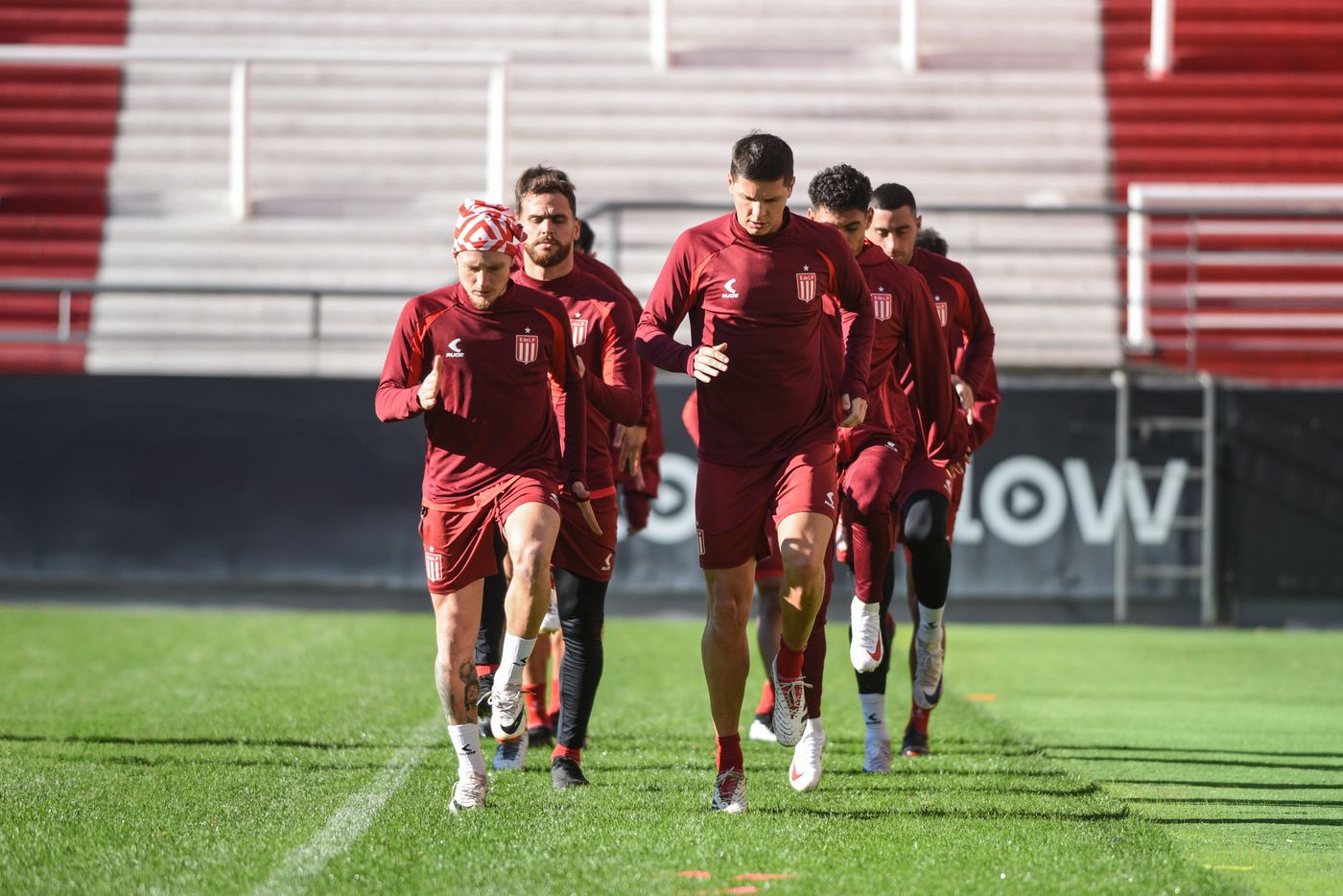 Estudiantes entrenamiento UNO 2