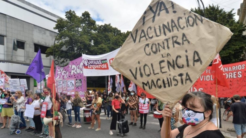 Un hombre atacó con una cuchilla a su pareja y le hizo un corte en la cabeza