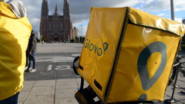 repartidores de rappi, glovo y pedidos ya podrian empezar a tener vacaciones y obra social