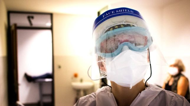 la marcha de la pandemia: detectan 1.451 nuevos contagios y murieron 82 personas