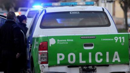 Fue al cumpleaños de una amiga, apareció en un auto y denuncia que la violaron