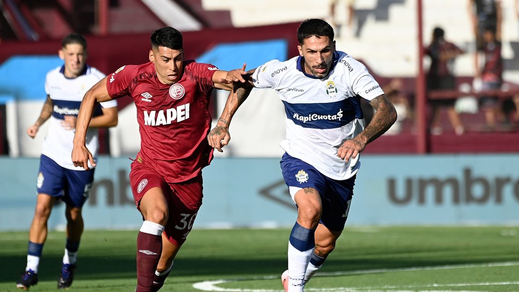 Gimnasia mejoró pero no pasó del empate contra Lanús