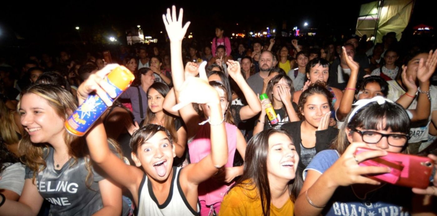 1551698039689.jpg?width=1476&scaleX=1&scaleY=1&ow=1500&oh=997&x=10&height=738&rotate=0&y=82&&cw=1920&ch=950