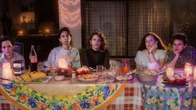 nina lobo presenta fin de ano junto a santiago motorizado