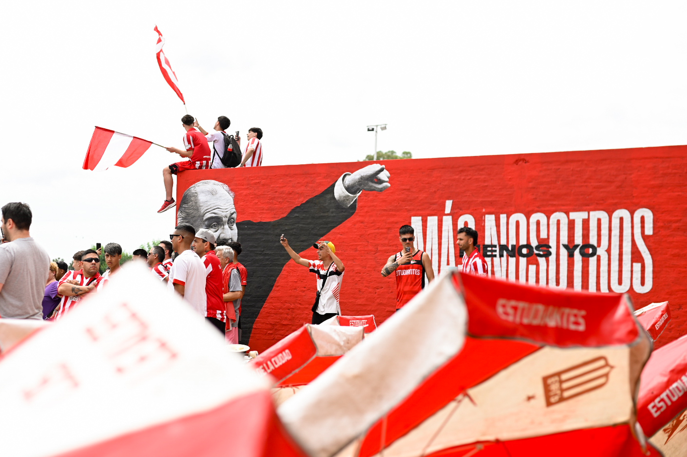 Estudiantes banderazo Country Clasico Platense