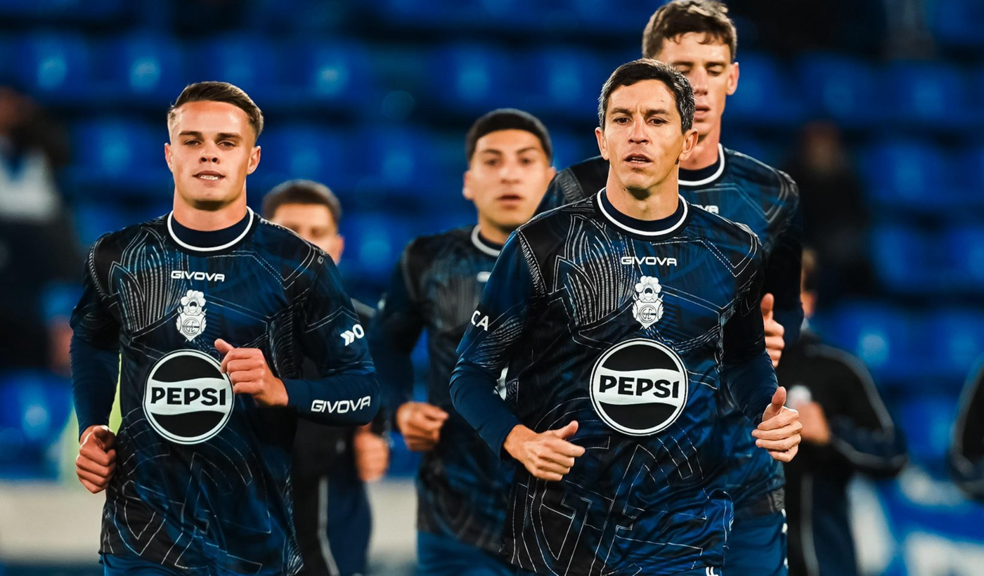 Vélez Gimnasia Miramón Nacho Fernández entrada en calor
