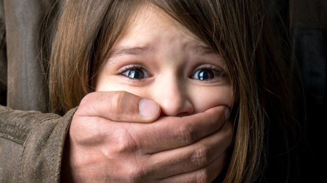 arranca el juicio al comerciante de la plata acusado de violar a las hijas de su expareja