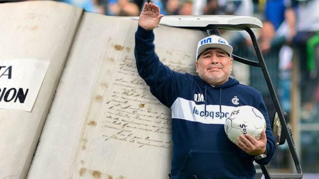 gimnasia festeja un nuevo aniversario y asegura la continuidad de maradona como dt