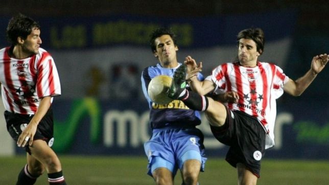 los numeros de estudiantes contra equipos peruanos en copa libertadores