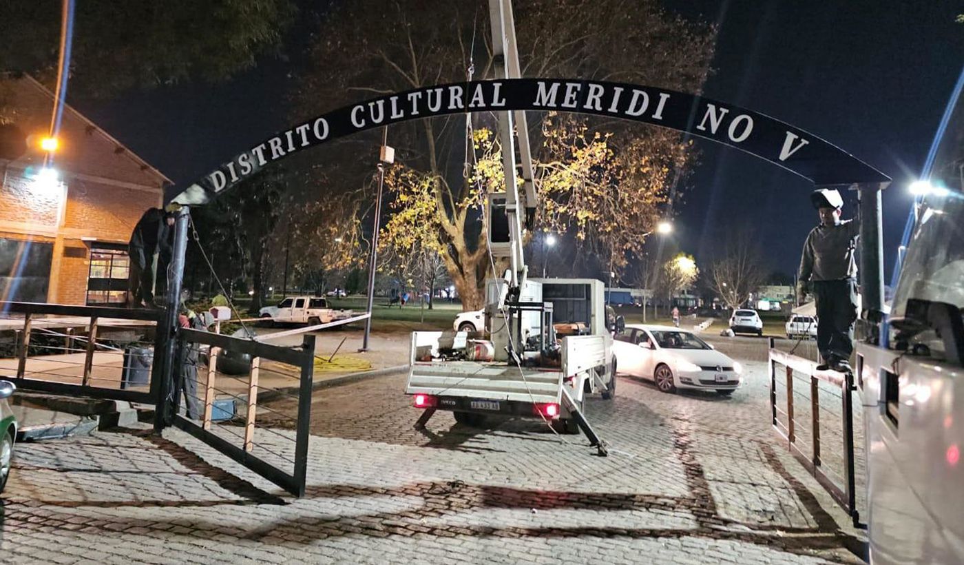 Paseo de compras Meridiano V.jpg