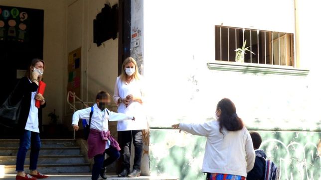 asi se vivio el ultimo dia de clases presenciales en las escuelas de la plata