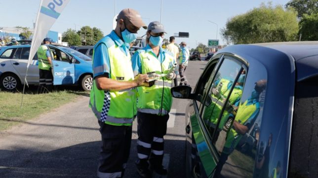 temporada de verano: fiscalizaron a casi 350.000 vehiculos en las rutas de todo el pais