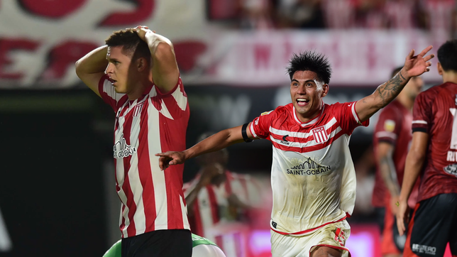 estudiantes recibio la suspension de carrillo y arzamendia por las expulsiones ante newells