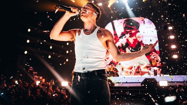 wos adelanta la navidad y llega a la plata con su ceremonia para cerrar el ano