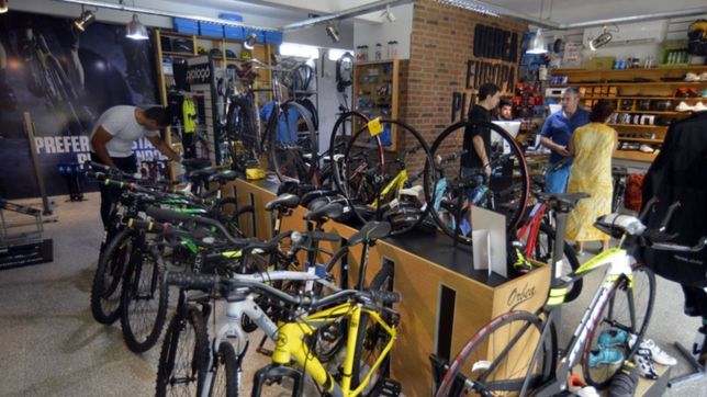 cerro por la crisis y ahora remata toda la bicicleteria en busca del milagro