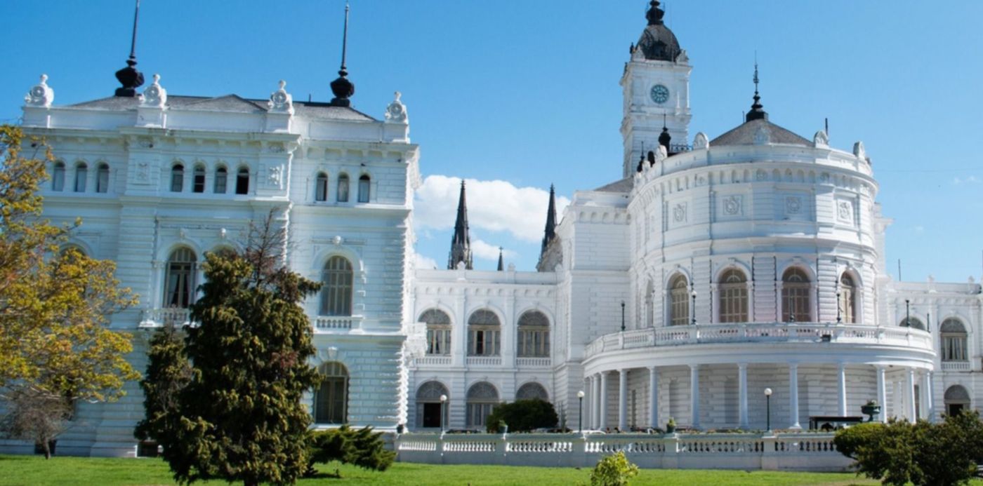 1531260319789.jpg?width=1484&height=742&scaleY=1&ow=1500&x=5&y=138&oh=926&rotate=0&scaleX=1&&cw=1920&ch=950