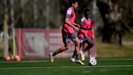 Entrenamiento Estudiantes Benedetti.jpg