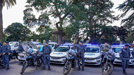 presentaron en la plata las motos bmw y los patrulleros que recorreran una zona caliente de la ciudad presentaron en la plata las motos bmw y los patrulleros que recorreran una zona caliente de la ciudad