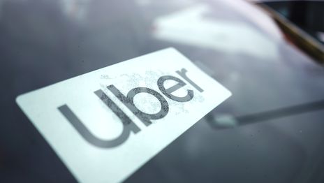 Conductores de Uber y Didi marcharán en La Plata para reclamar una regulación urgente Conductores de Uber y Didi marcharán en La Plata para reclamar una regulación urgente
