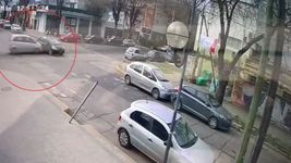 video: un nuevo accidente de transito en la plata termino con un nene de 10 anos herido video: un nuevo accidente de transito en la plata termino con un nene de 10 anos herido