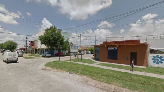 insolito: atacaron a una joven con un desodorante para robarle la moto