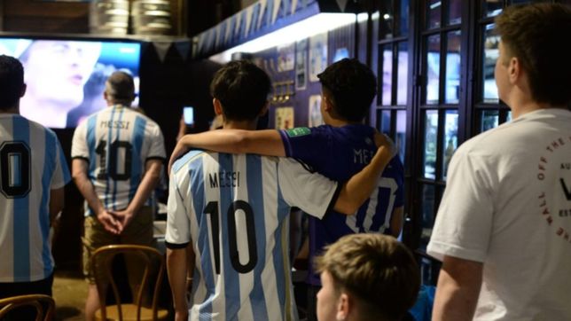 asi se vivio la pasion por la seleccion en un bar historico de la plata