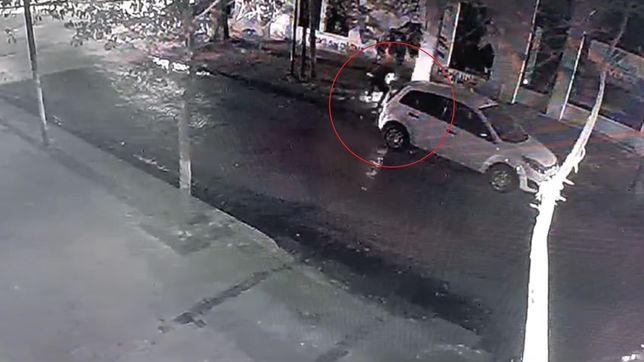 denuncio que le prendieron fuego el auto pero termino confesando que lo hizo para cobrar el seguro tras quedar filmado