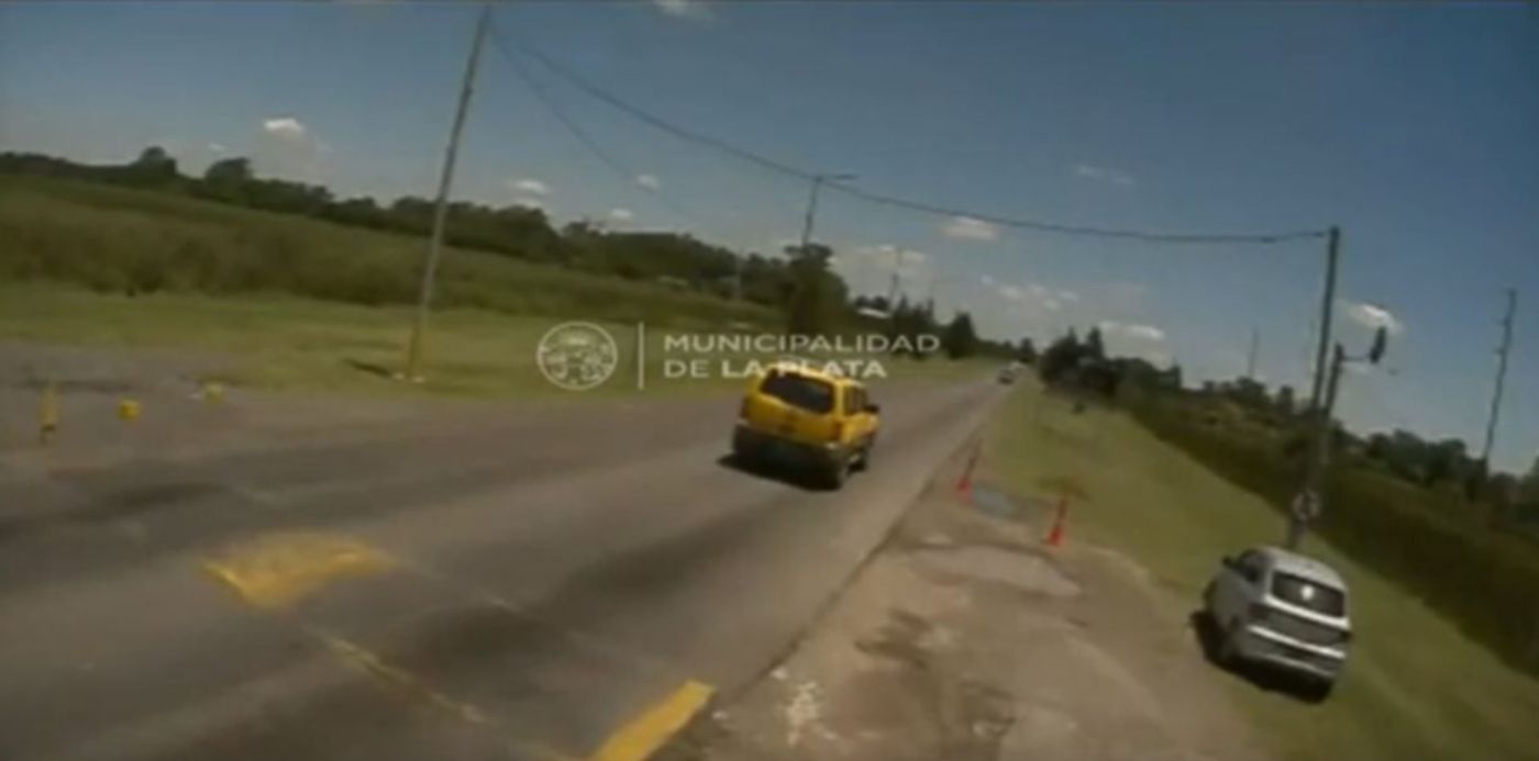 1548788912143.jpg?rotate=0&scaleY=1&ow=1239&y=0&width=1216&height=608&scaleX=1&oh=608&x=12&&cw=1920&ch=950