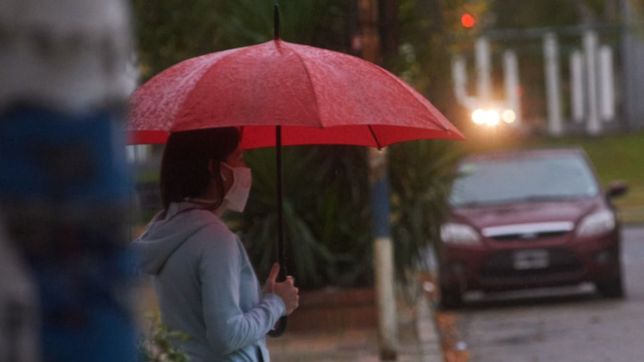 continua el alerta por lluvias y tormentas fuertes en la plata