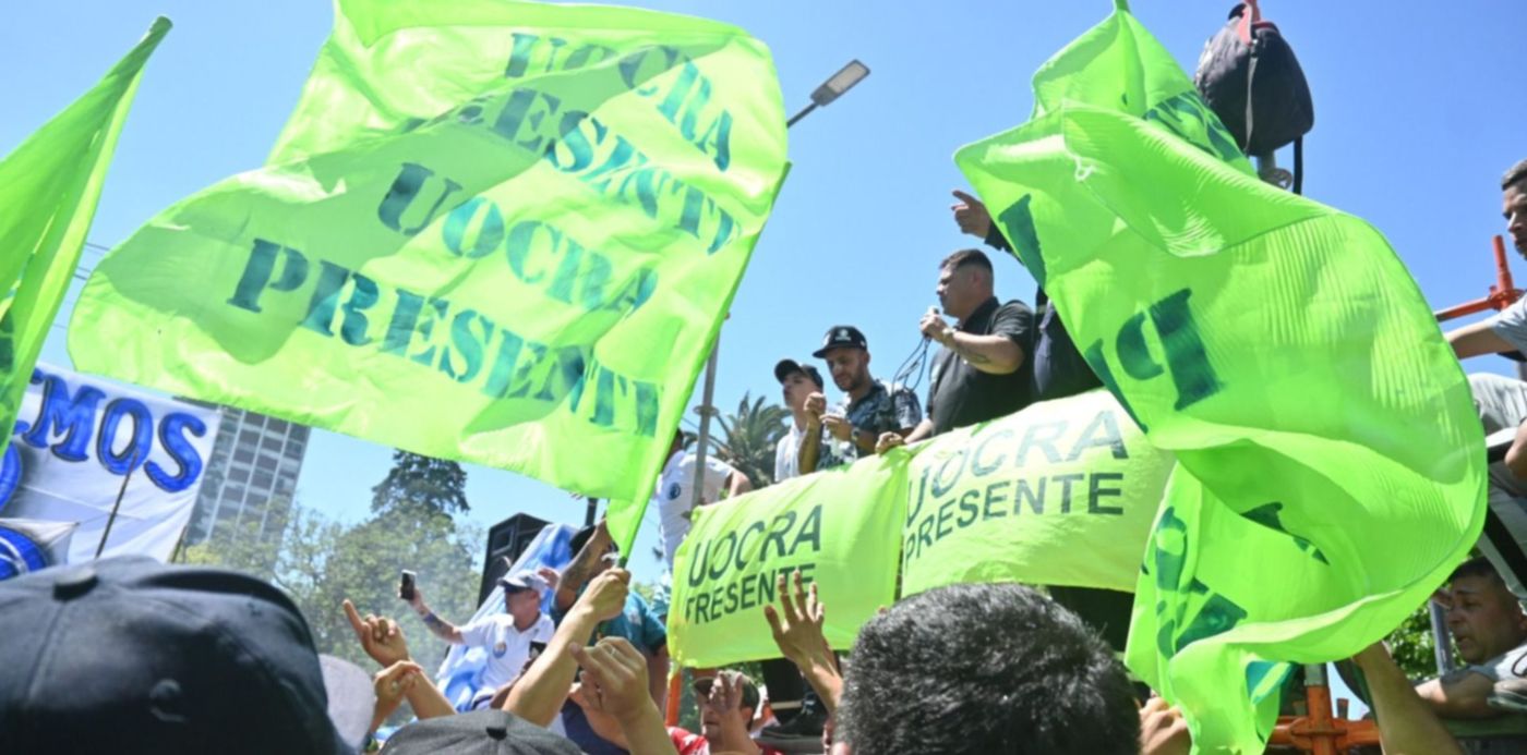 Marcha UOCRA La Plata Lista Blanca y Azul Ivan Tobar