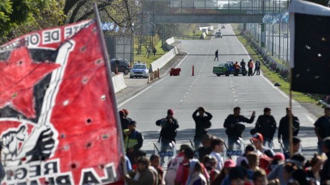tras casi cinco horas, levantaron el corte en la subida de la autopista la plata-buenos aires