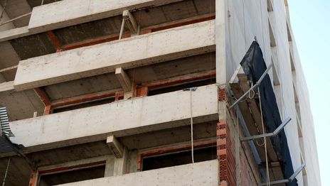 Proponen eximir por un año la mitad de la tasa SUM a los vecinos que compren su primera casa