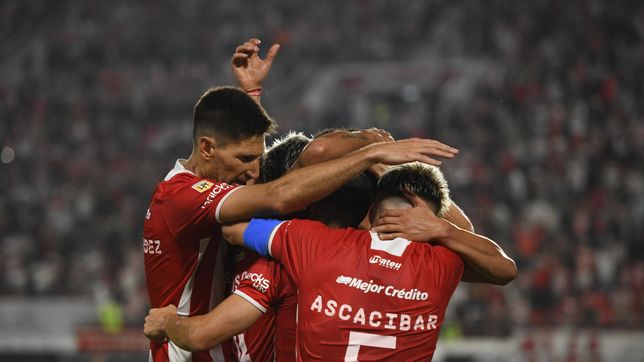 los concentrados de estudiantes para la supercopa ante river