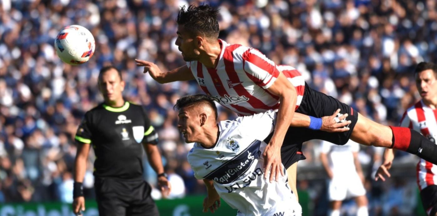 Gimnasia Estudiantes Clásico 2021 Bosque