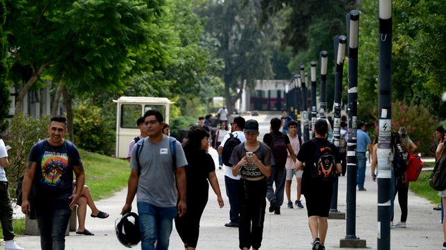 la unlp abrio la inscripcion para aspirantes mayores de 25 anos que no tengan titulo secundario