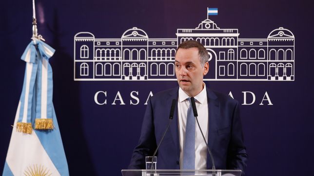 el gobierno analiza sancionar a la fraternidad por el paro de trenes en la plata y el amba