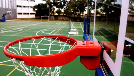 La UNLP presentó el nuevo playón polideportivo del Campo de Deportes tras una reforma total La UNLP presentó el nuevo playón polideportivo del Campo de Deportes tras una reforma total