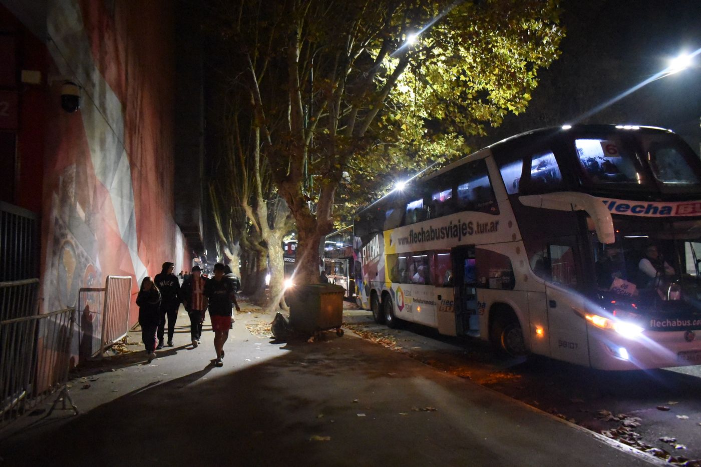 Salida micros Estudiantes Copa Argentina 2026 (6)