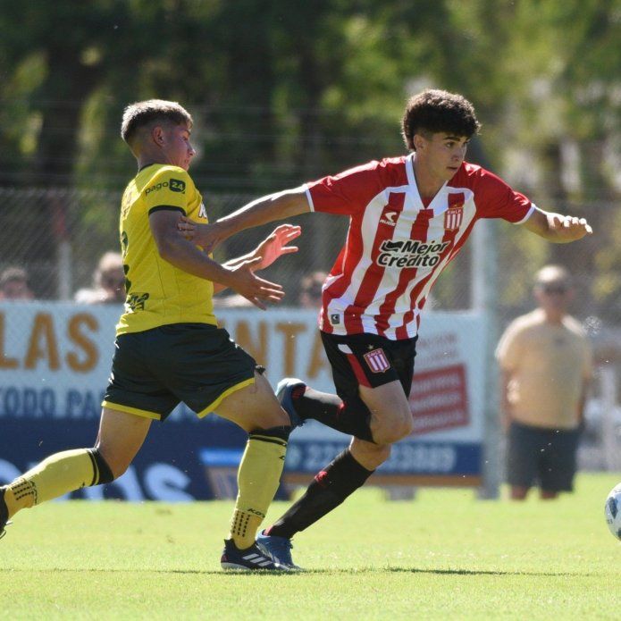 Axel Atum cerca de irse a préstamo a Uruguay Axel Atum cerca de irse a préstamo a Uruguay