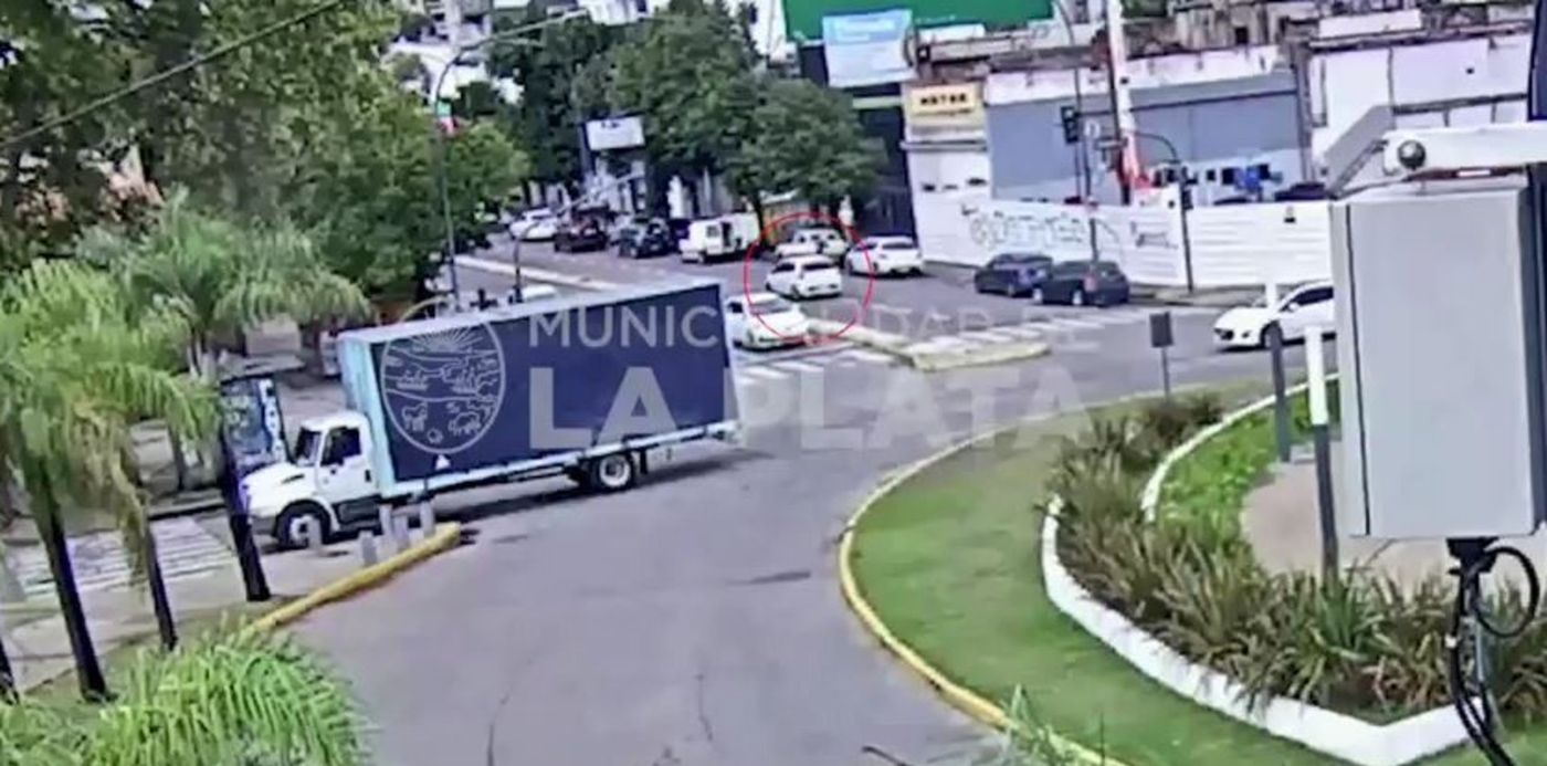 1584552225519.jpg?scaleX=1&ow=843&oh=426&width=836&height=418&rotate=0&x=3&y=8&scaleY=1&&cw=1920&ch=950