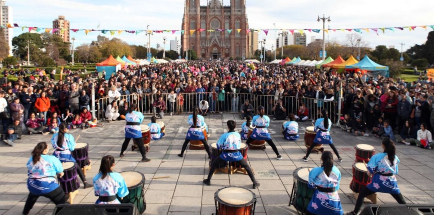 Cultura japonesa Plaza Moreno